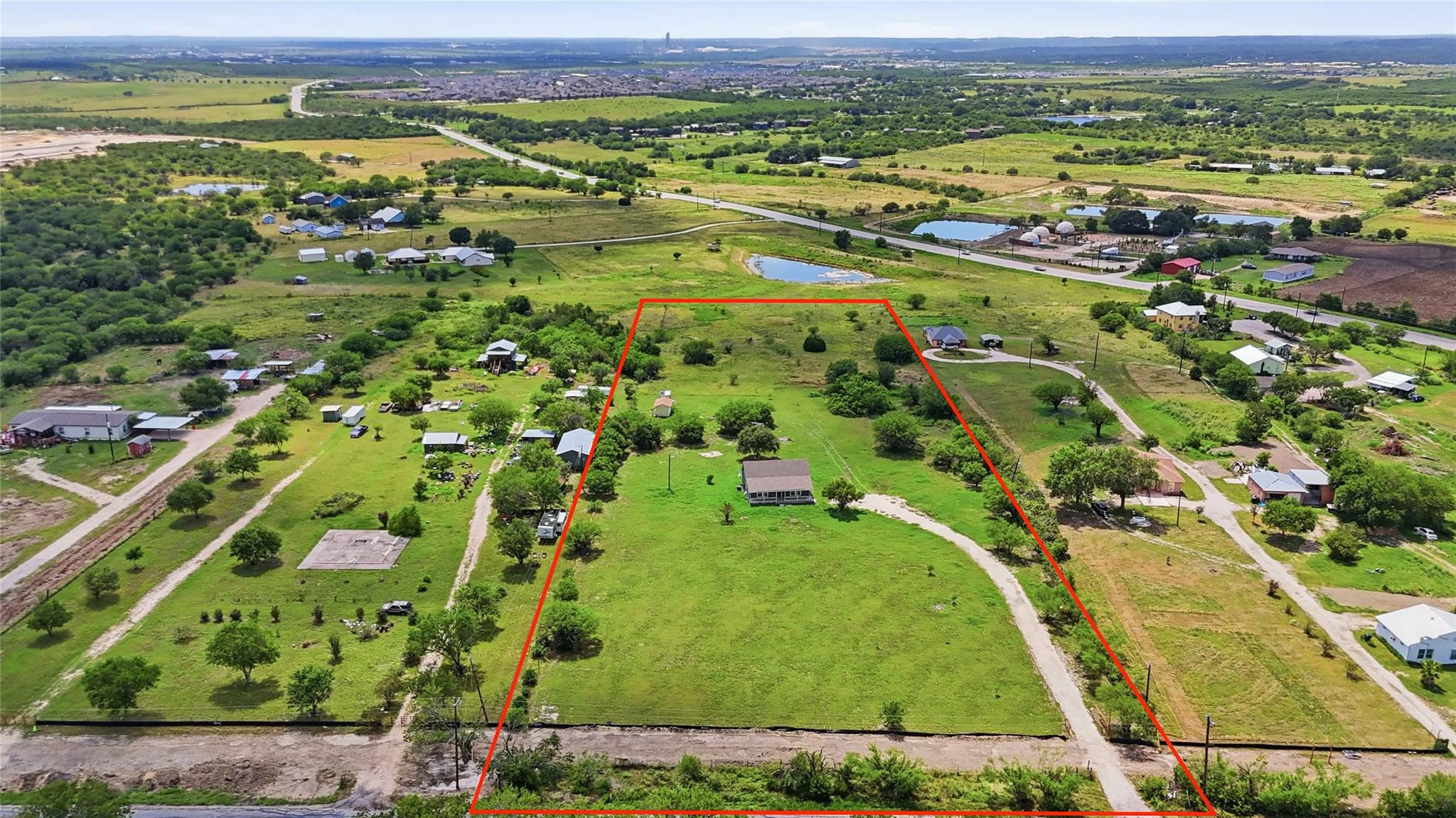 2500 Center Point Rd Property Photo 2