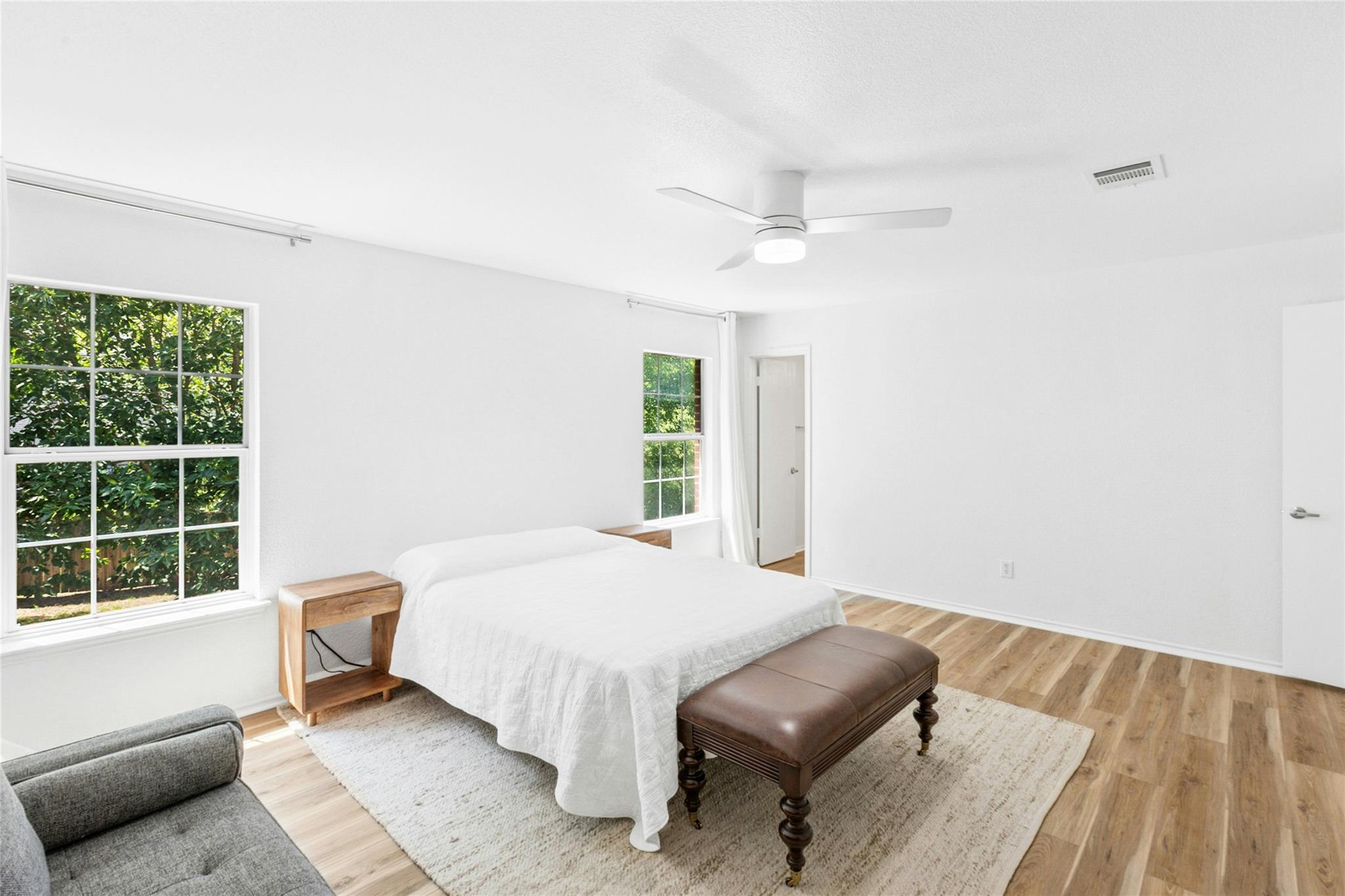 11208 Midbury Ct Property Photo 16