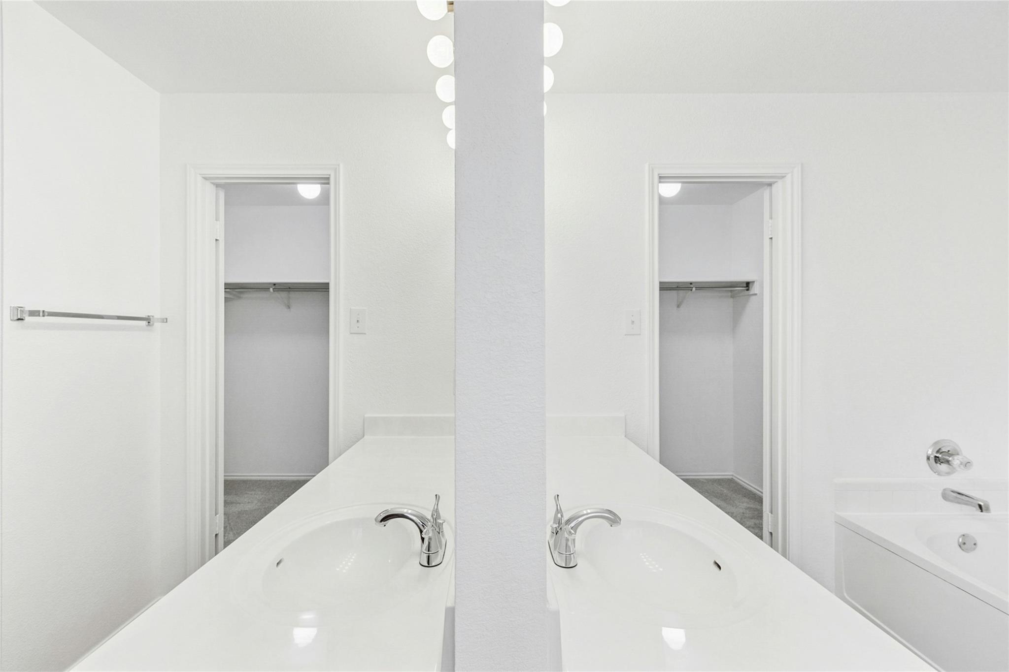 11208 Midbury Ct Property Photo 17