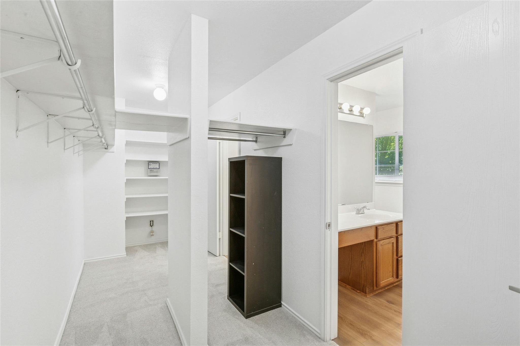 11208 Midbury Ct Property Photo 20