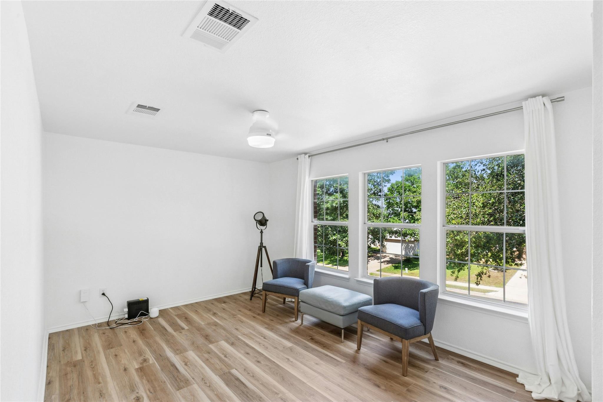 11208 Midbury Ct Property Photo 23