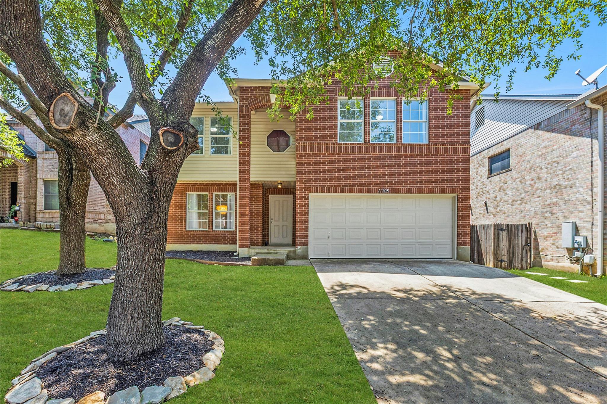 11208 Midbury Ct Property Photo 26