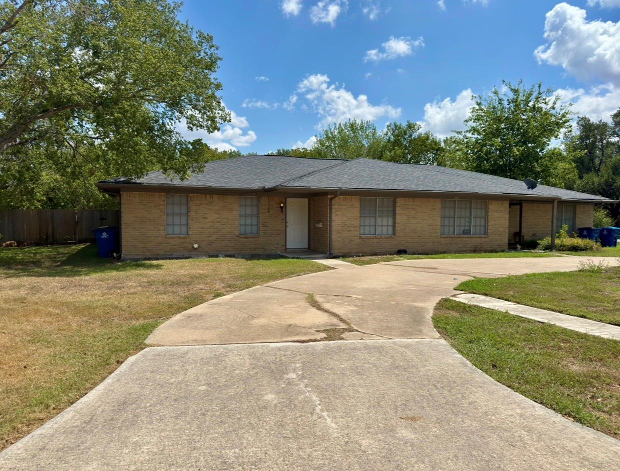 820 S Blanco St #b Property Photo 1