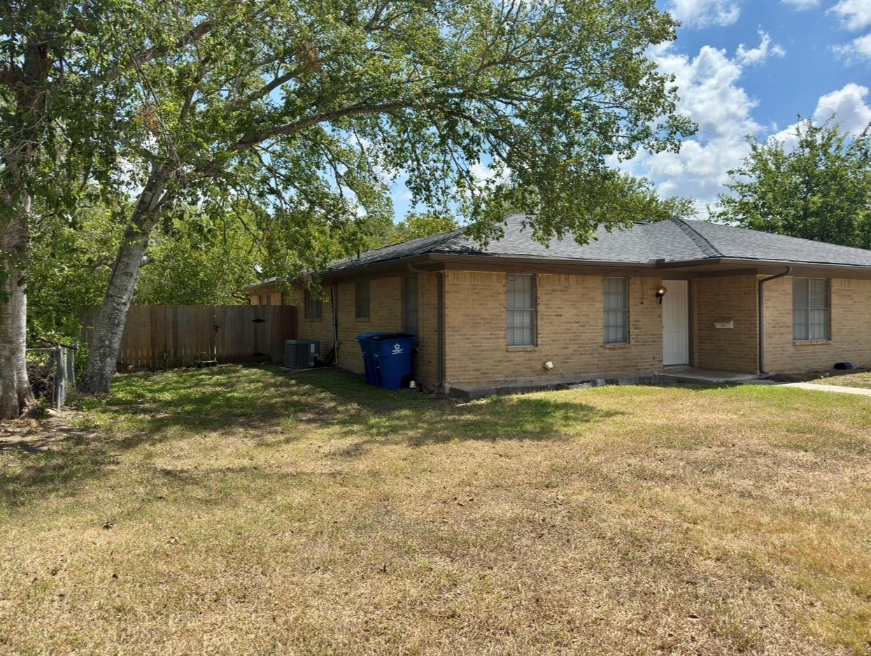820 S Blanco St #b Property Photo 3
