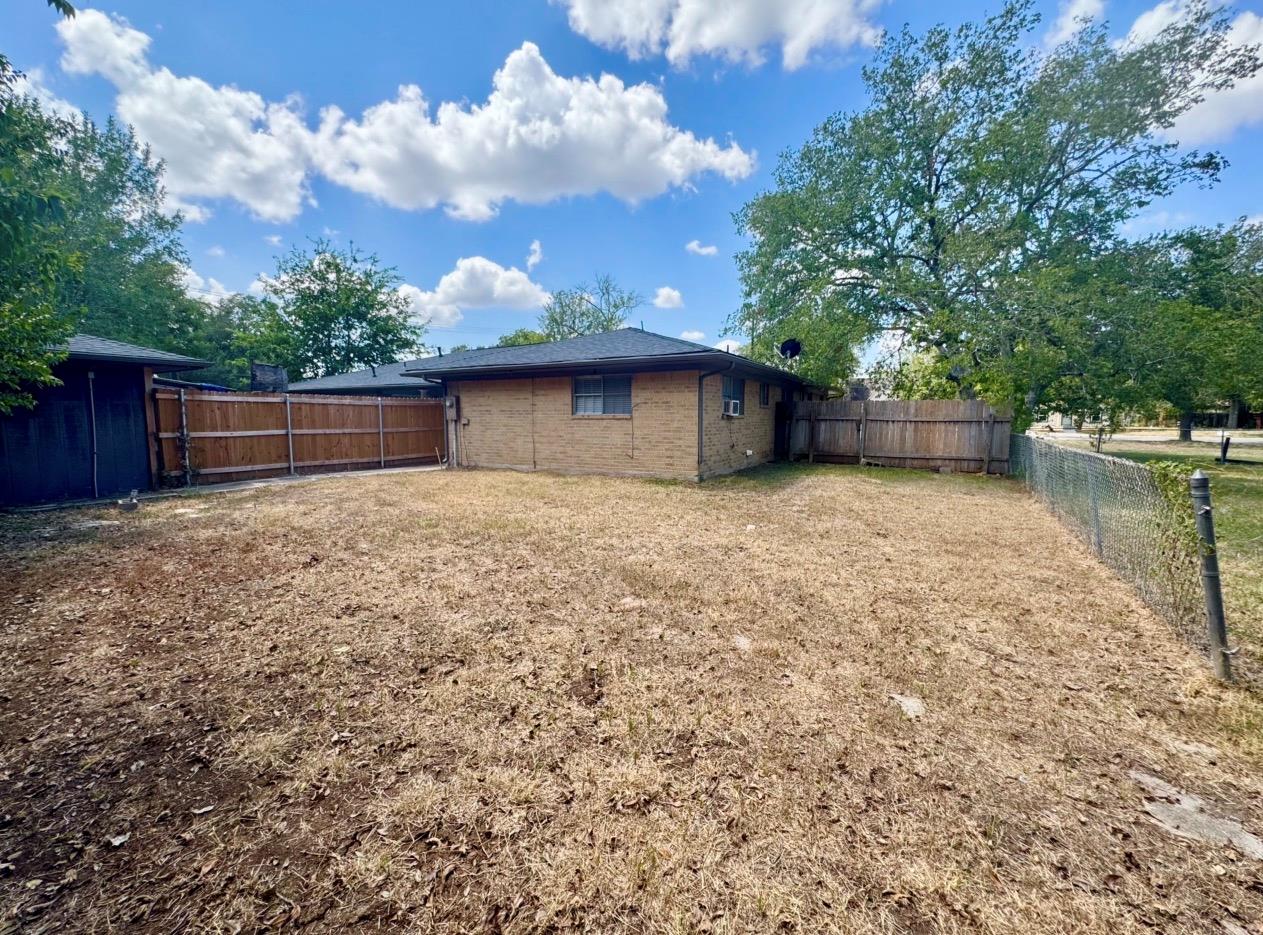 820 S Blanco St #b Property Photo 23