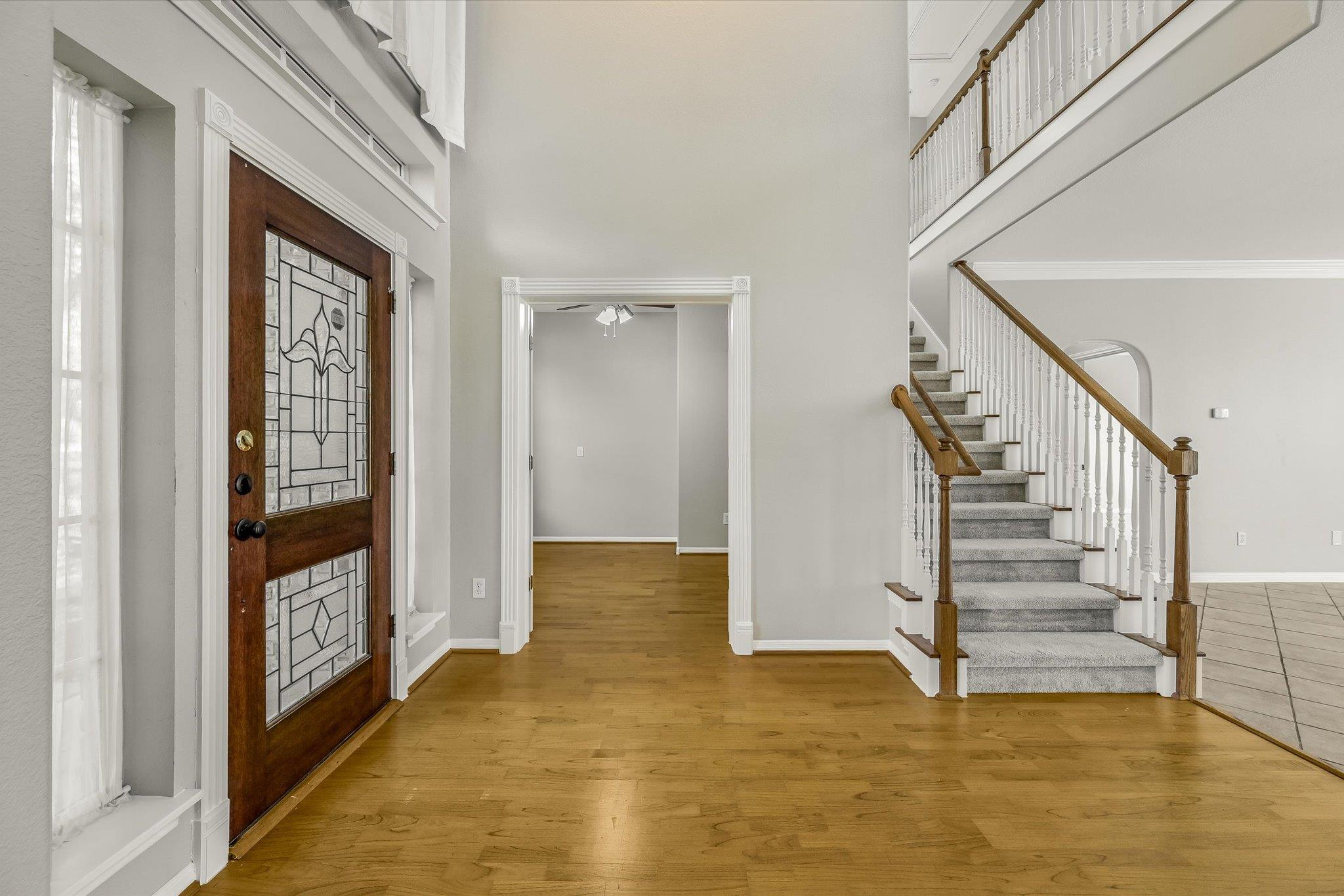 10802 Hastings Ln Property Photo 2