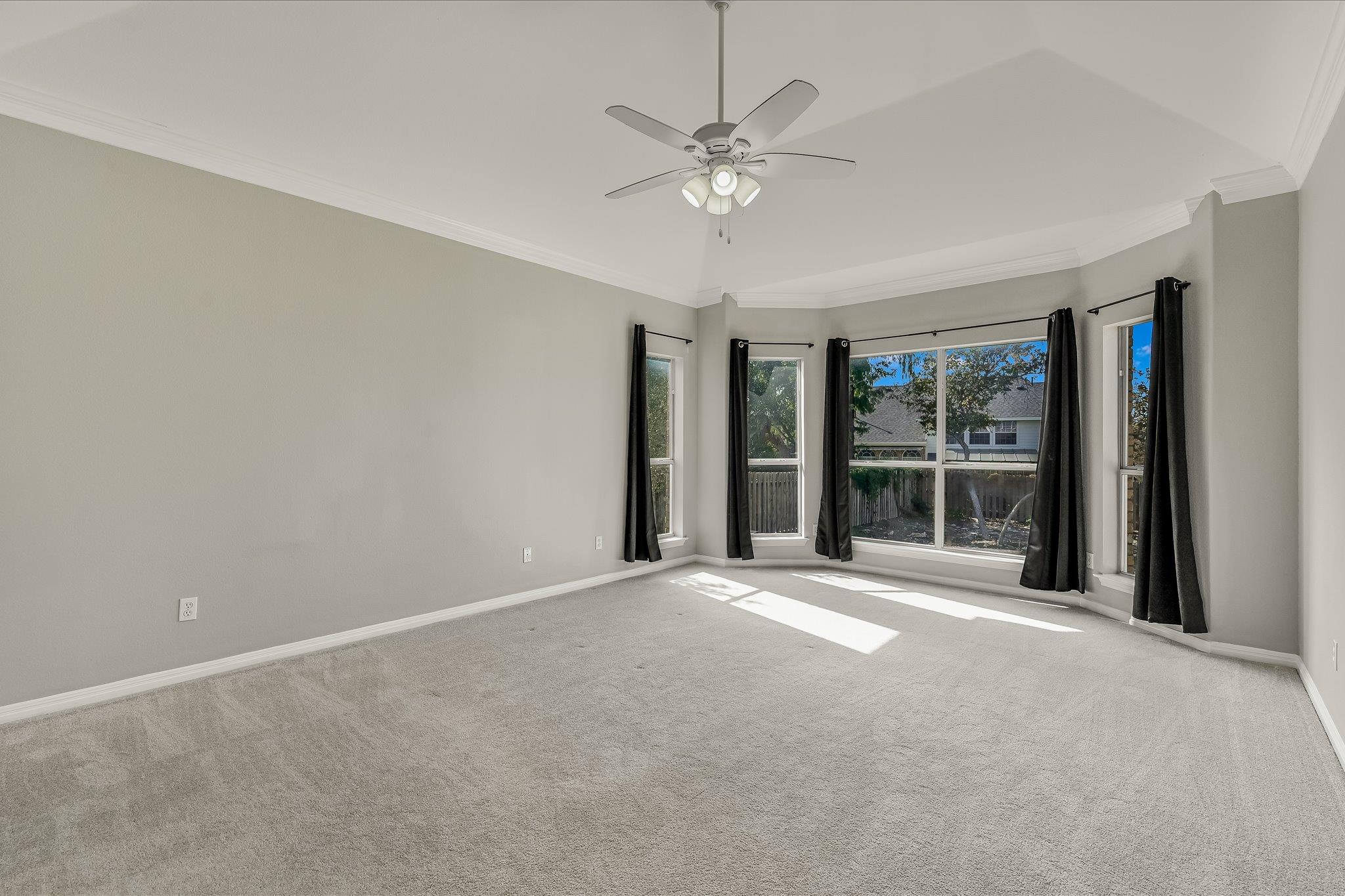 10802 Hastings Ln Property Photo 13