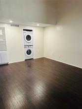 2401 Leon St #307 Property Photo 2