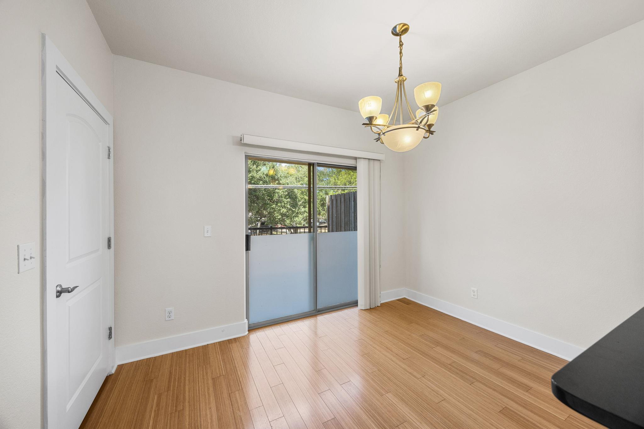13420 Lyndhurst St #103 Property Photo 10