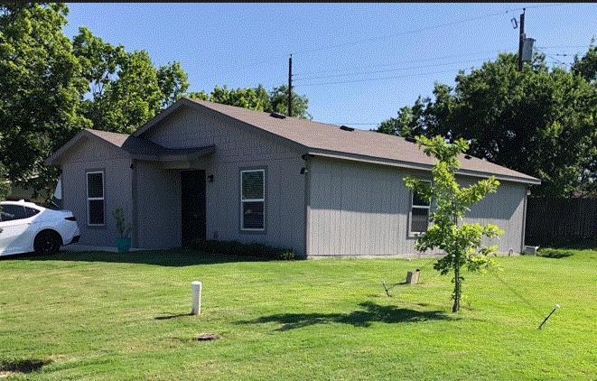 1305 Meadow Dr Property Photo