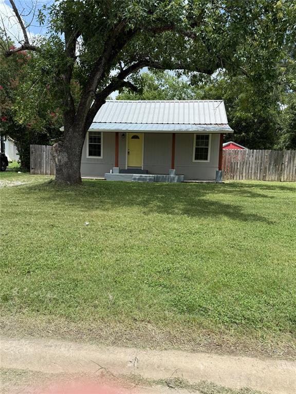721 S Laurel Ave Property Photo 1