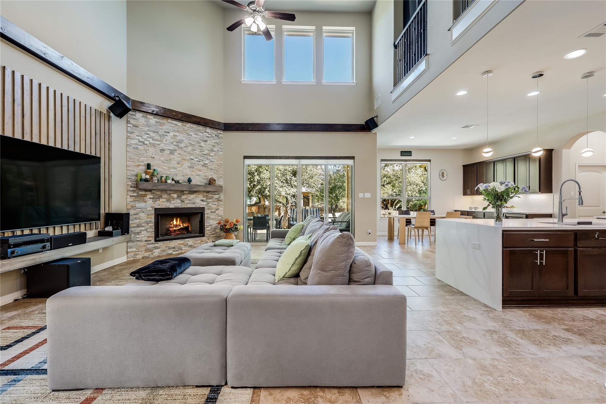 402 Dry Gulch Bnd Property Photo