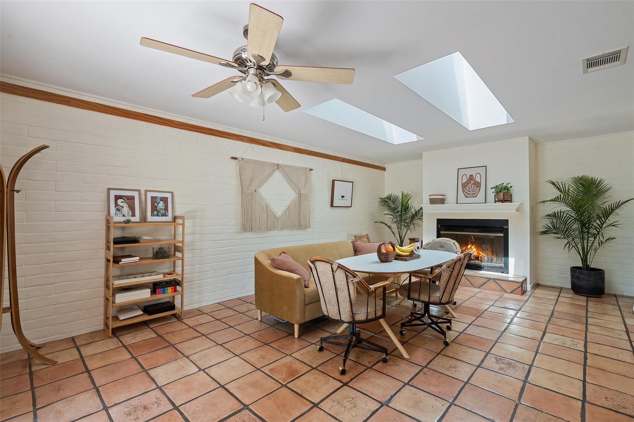 1005 Lisa Dr Property Photo 7