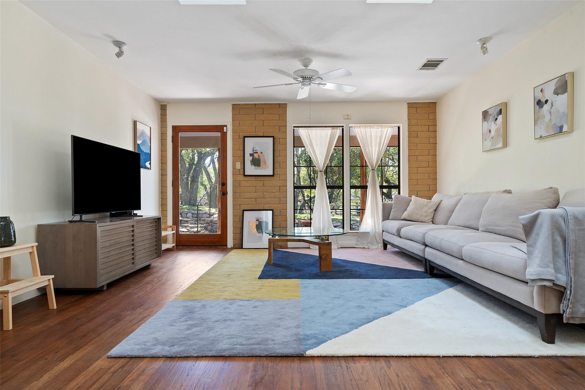 1005 Lisa Dr Property Photo 13