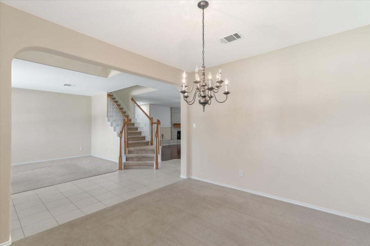 207 Colby Ln Property Photo 5
