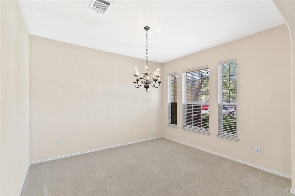 207 Colby Ln Property Photo 6