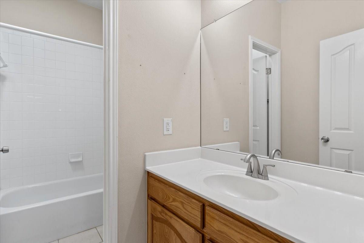 207 Colby Ln Property Photo 15