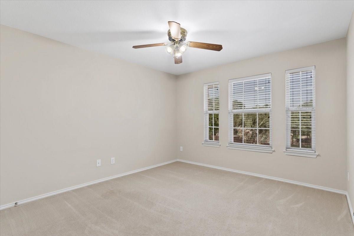 207 Colby Ln Property Photo 26