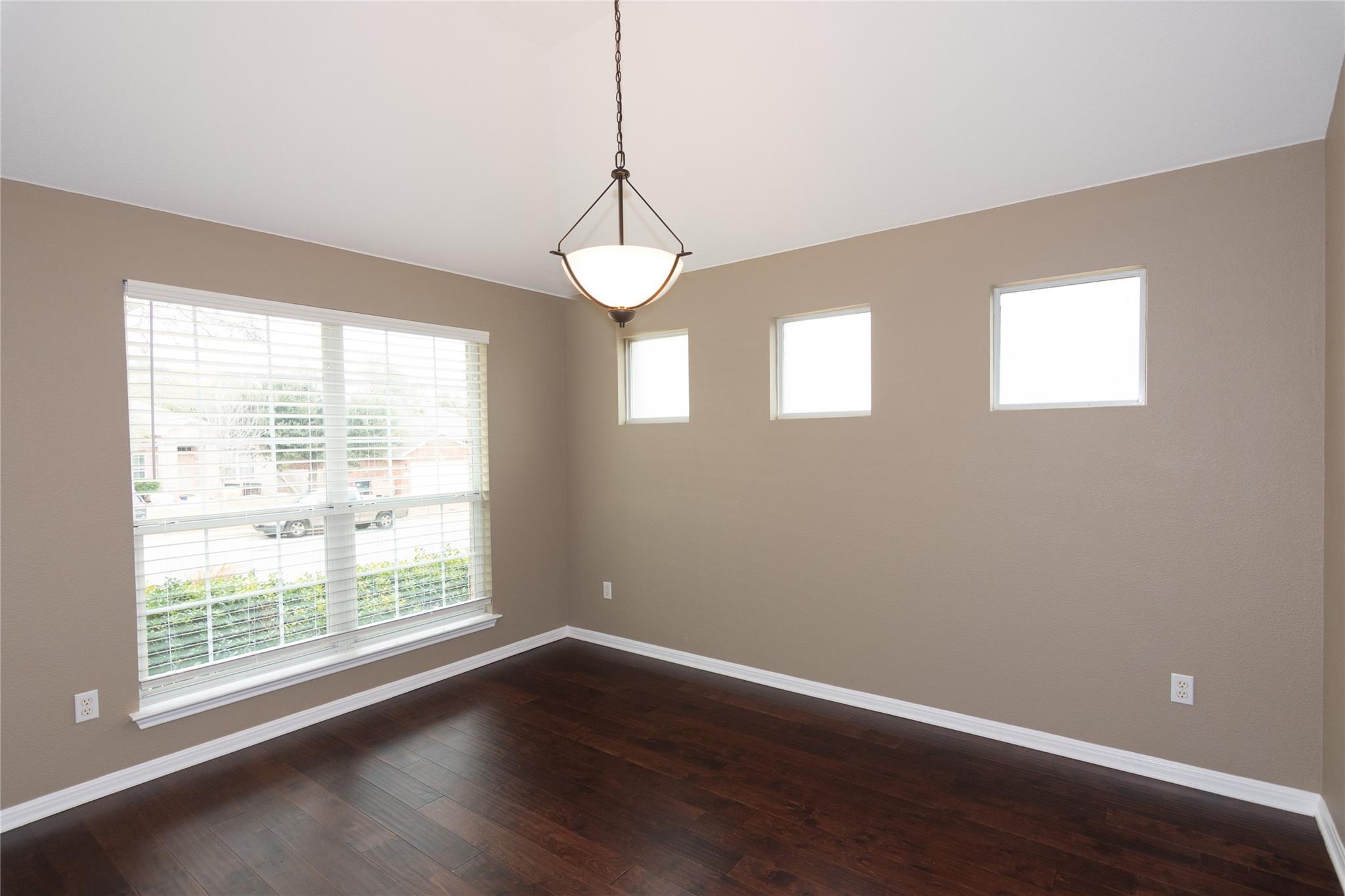 2411 Tumbling River Dr Property Photo 10