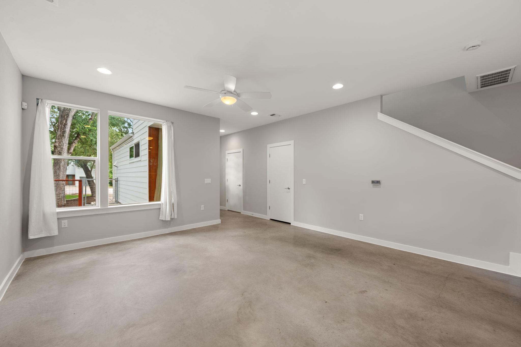 3215 Aldwyche Dr Property Photo 10