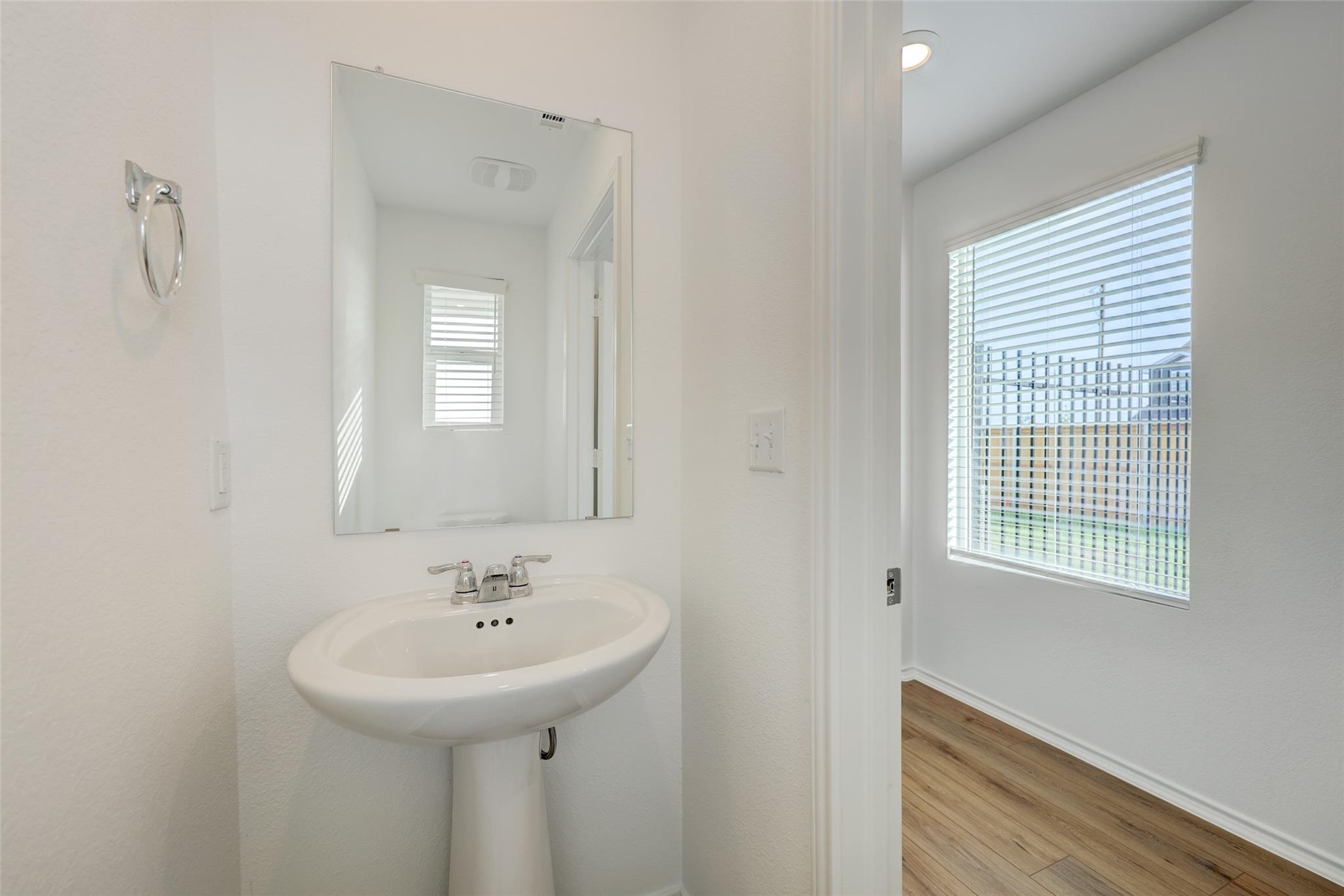 7325 Spotted Leaf Way Property Photo 8