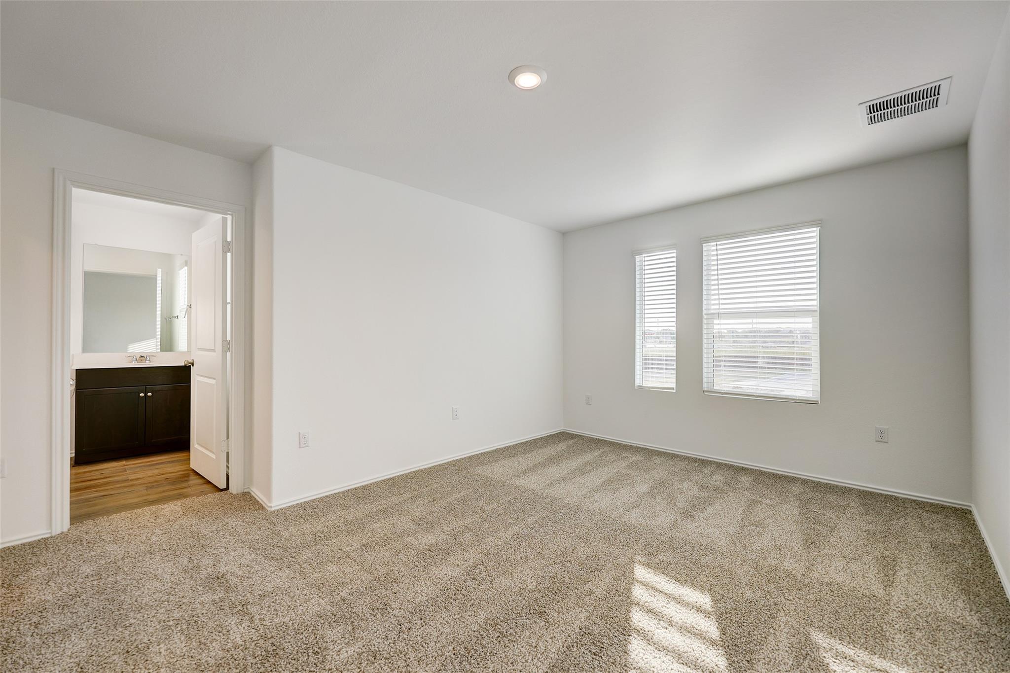 7325 Spotted Leaf Way Property Photo 10