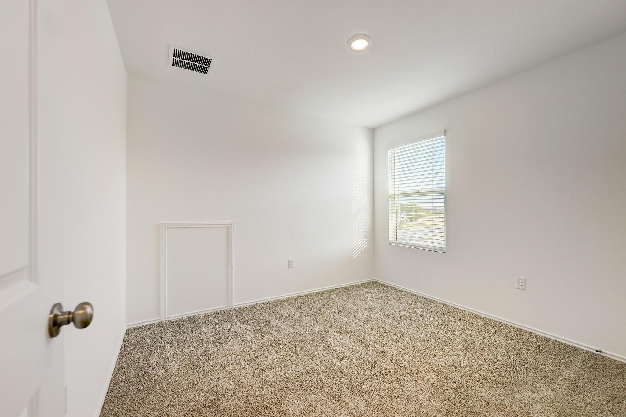 7325 Spotted Leaf Way Property Photo 16