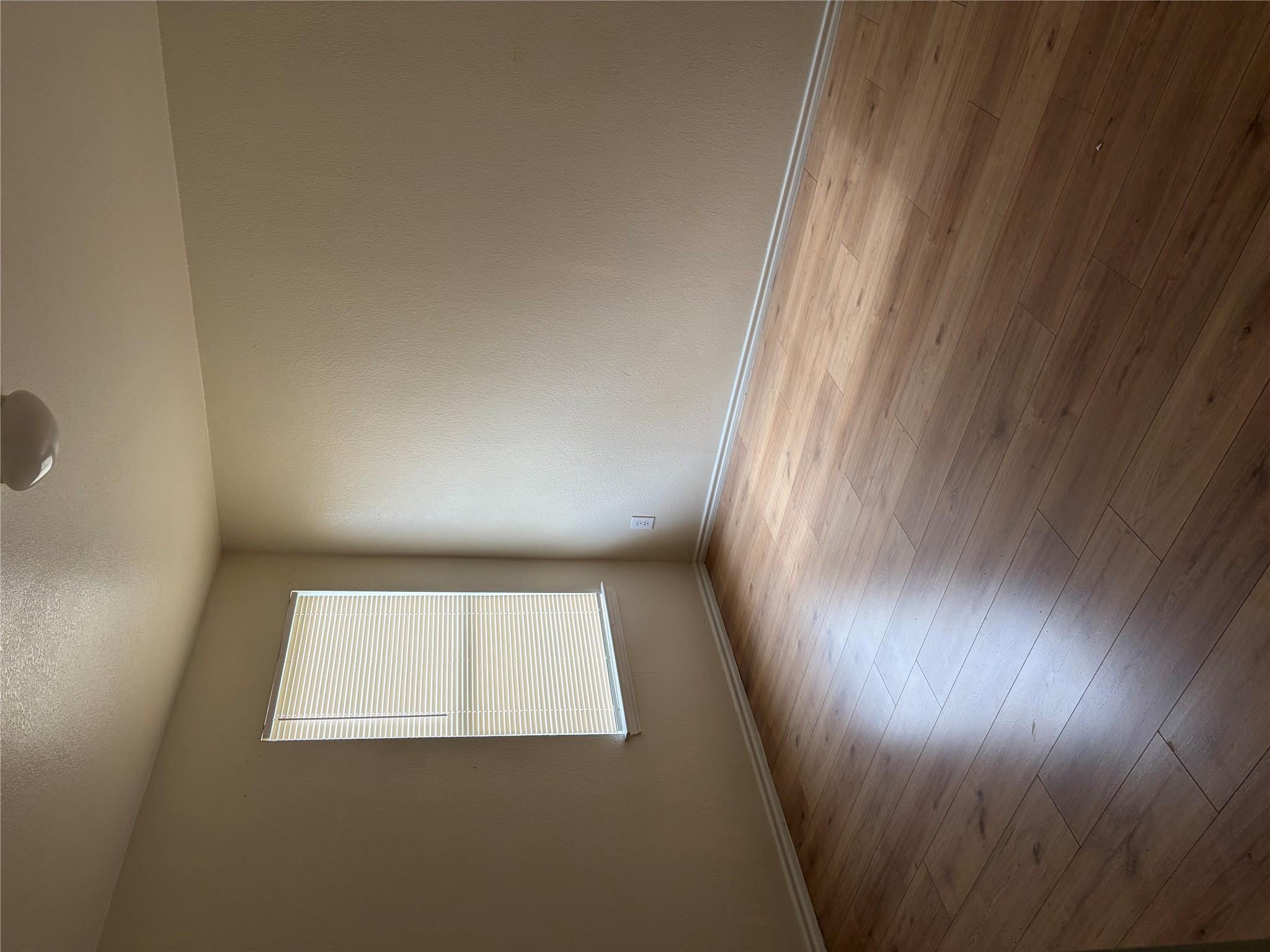 11805 Stoney Meadow Dr Property Photo 6