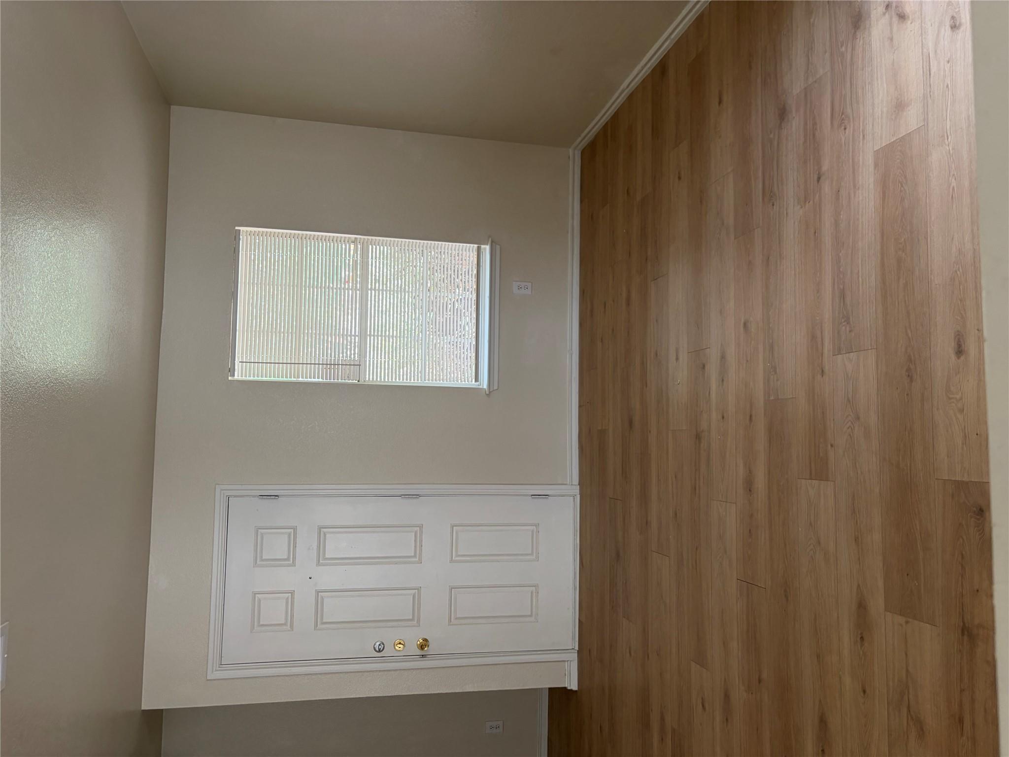 11805 Stoney Meadow Dr Property Photo 9