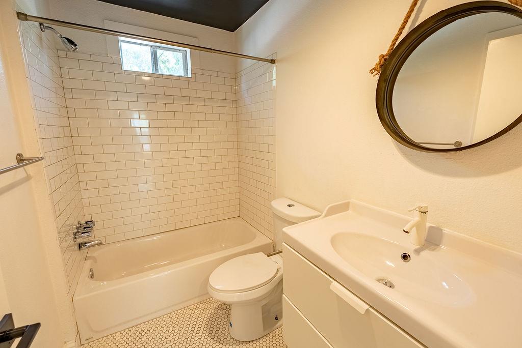 1801 13th St E Property Photo 9
