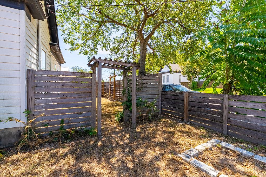 1801 13th St E Property Photo 12