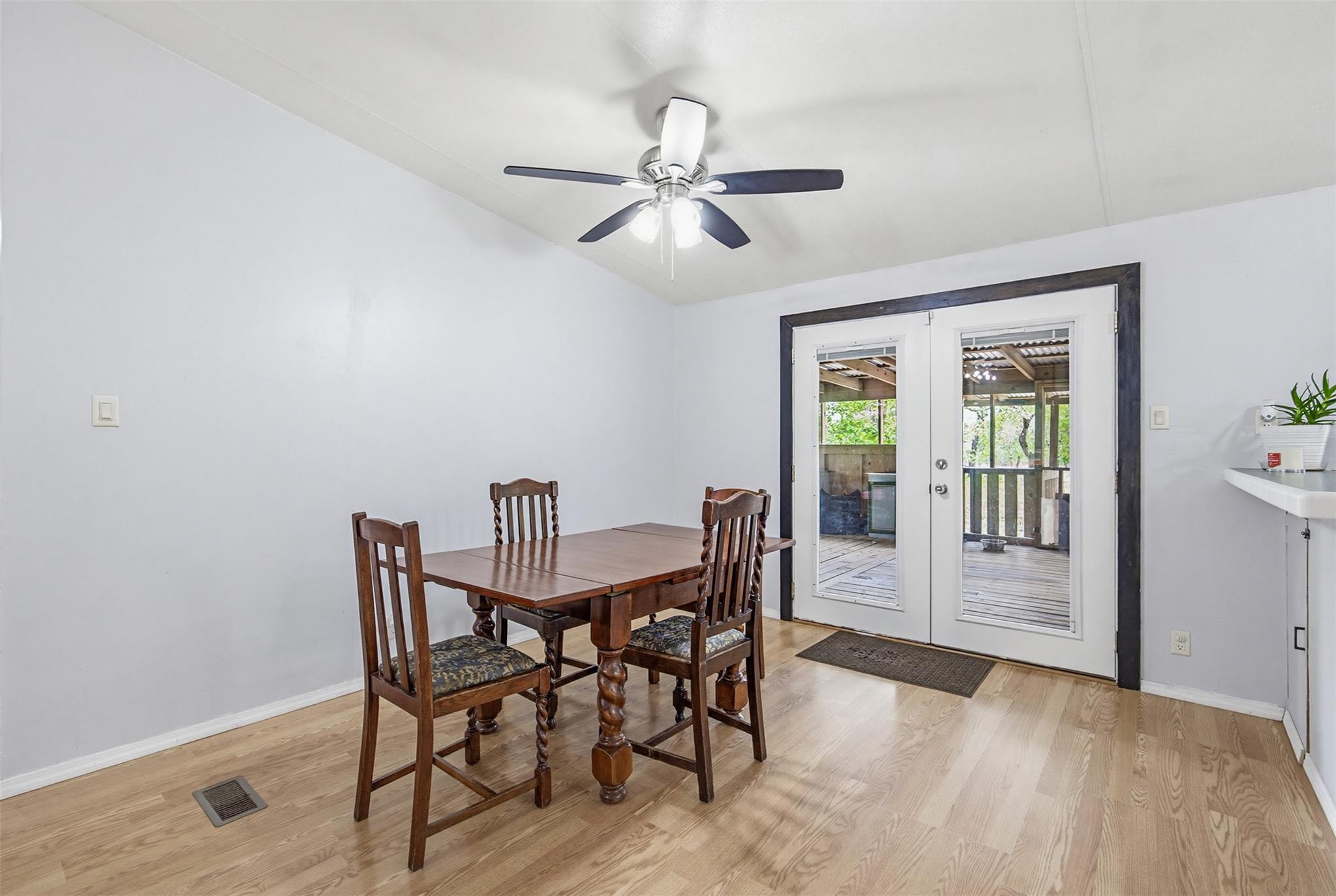501 Turkey Tree Trl Property Photo 9
