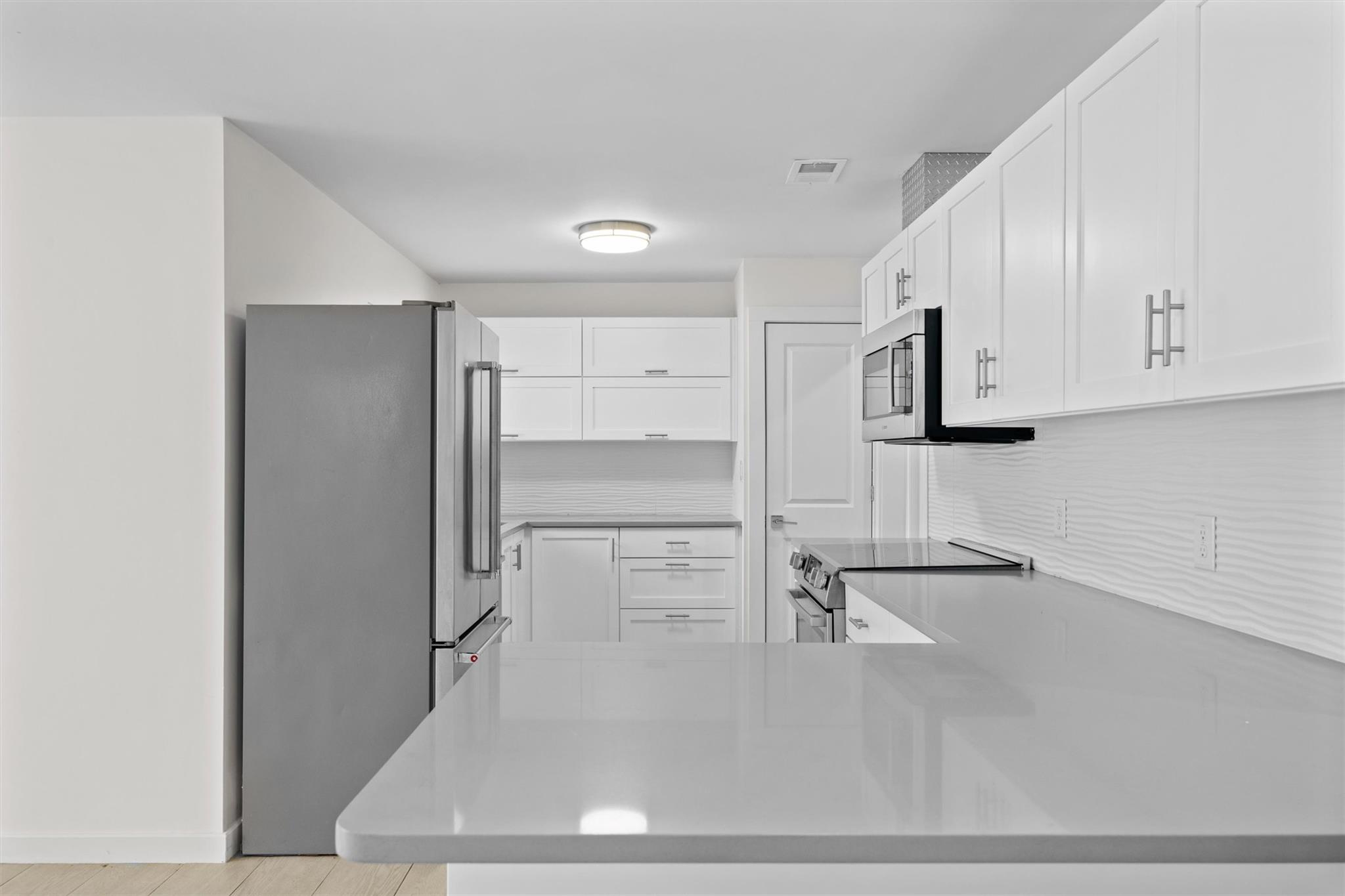 11907 Pollyanna Ave Property Photo 13