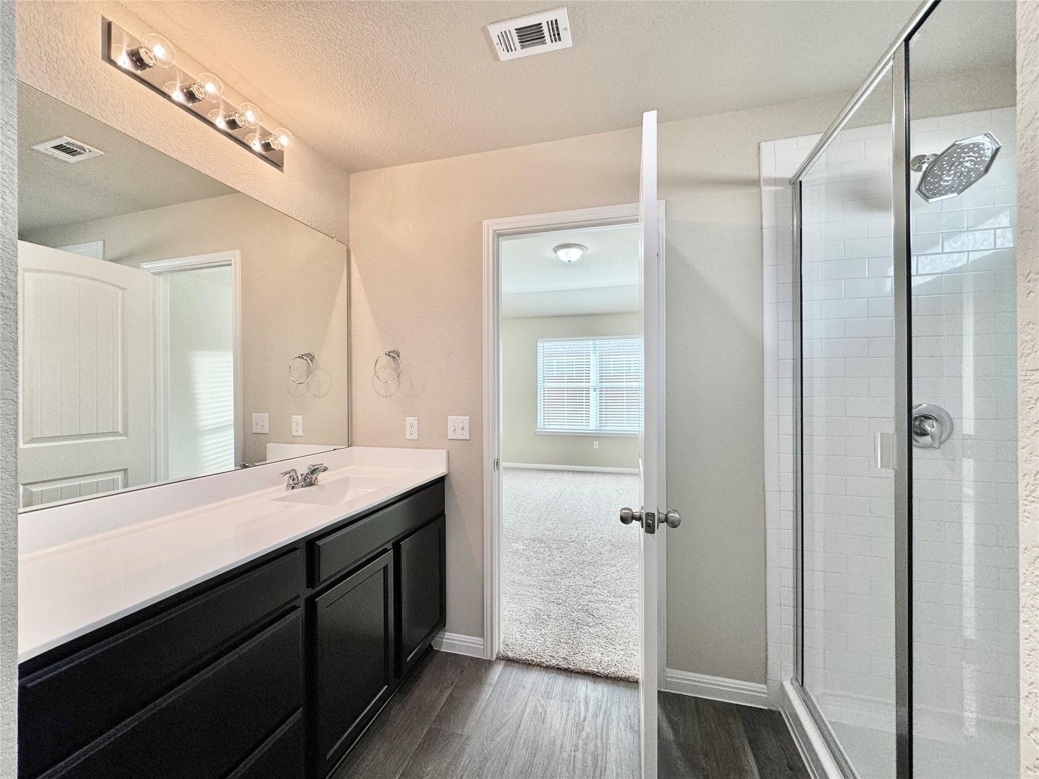 224 Yoakum St Property Photo 23