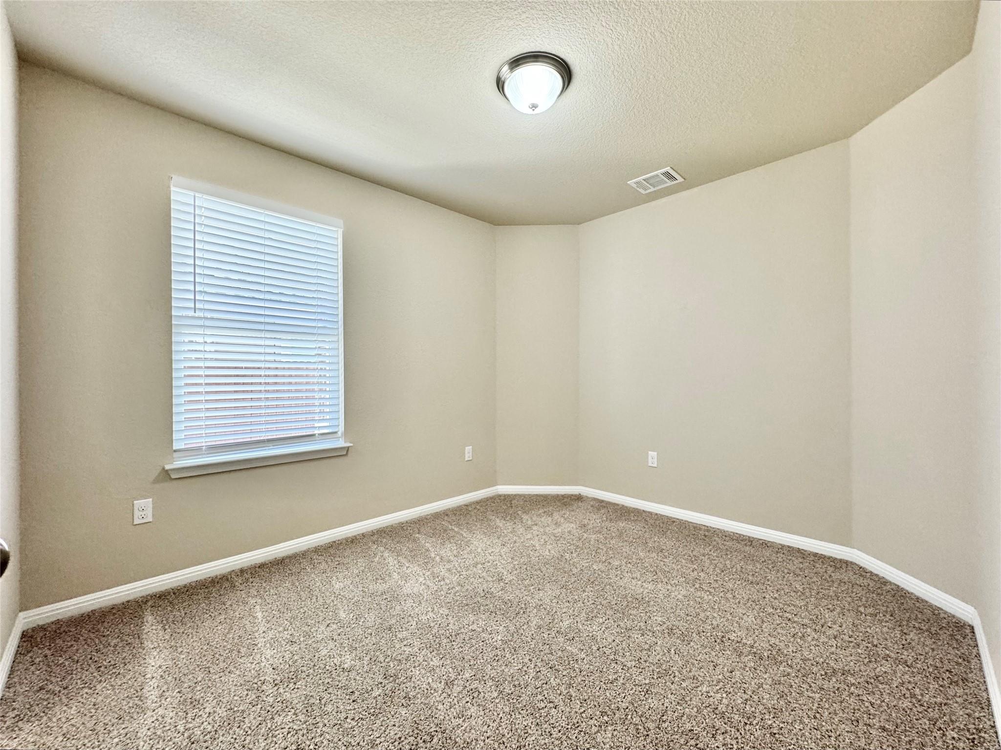 224 Yoakum St Property Photo 28