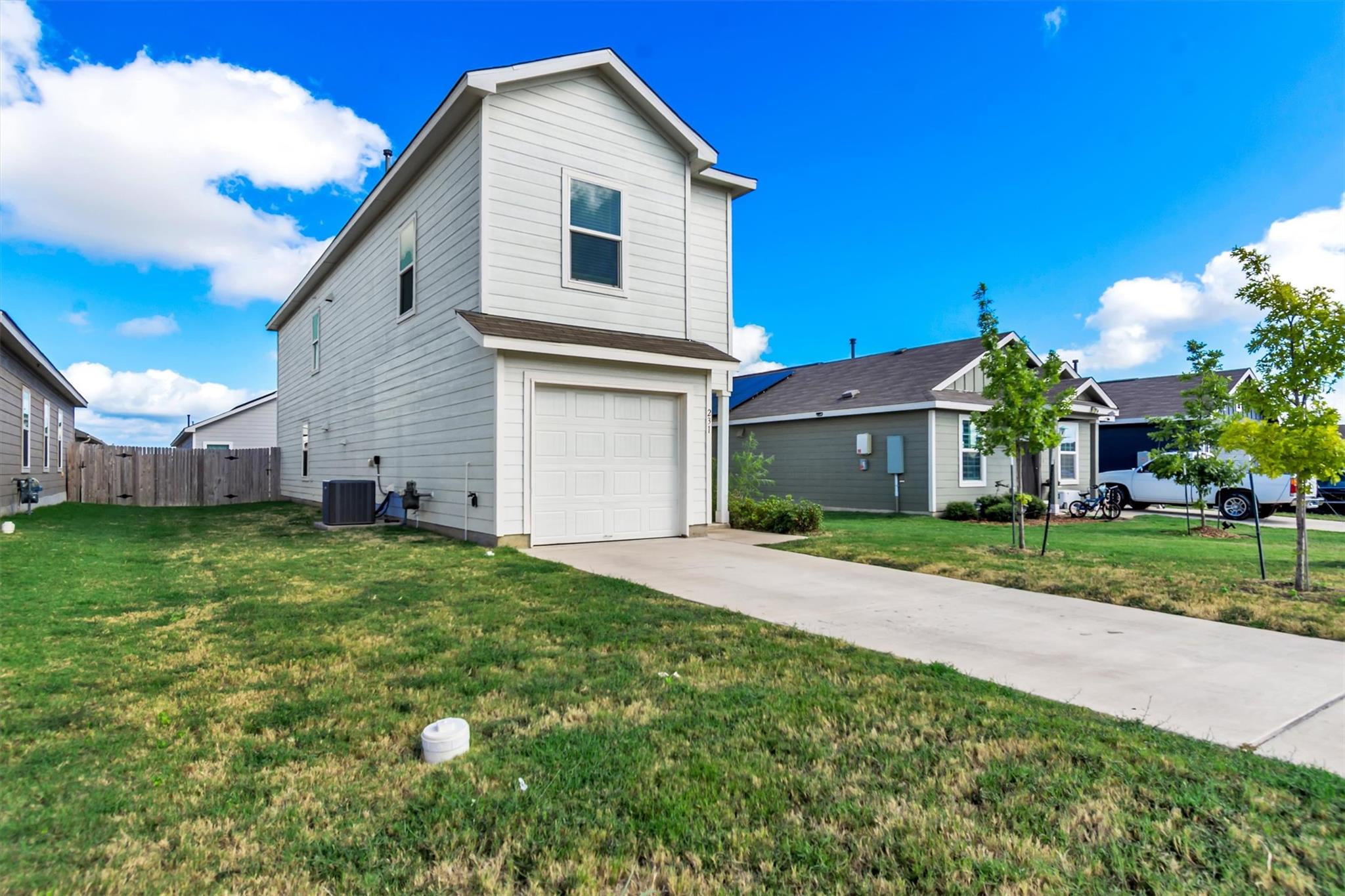 231 Gabbro Gdns Property Photo 4