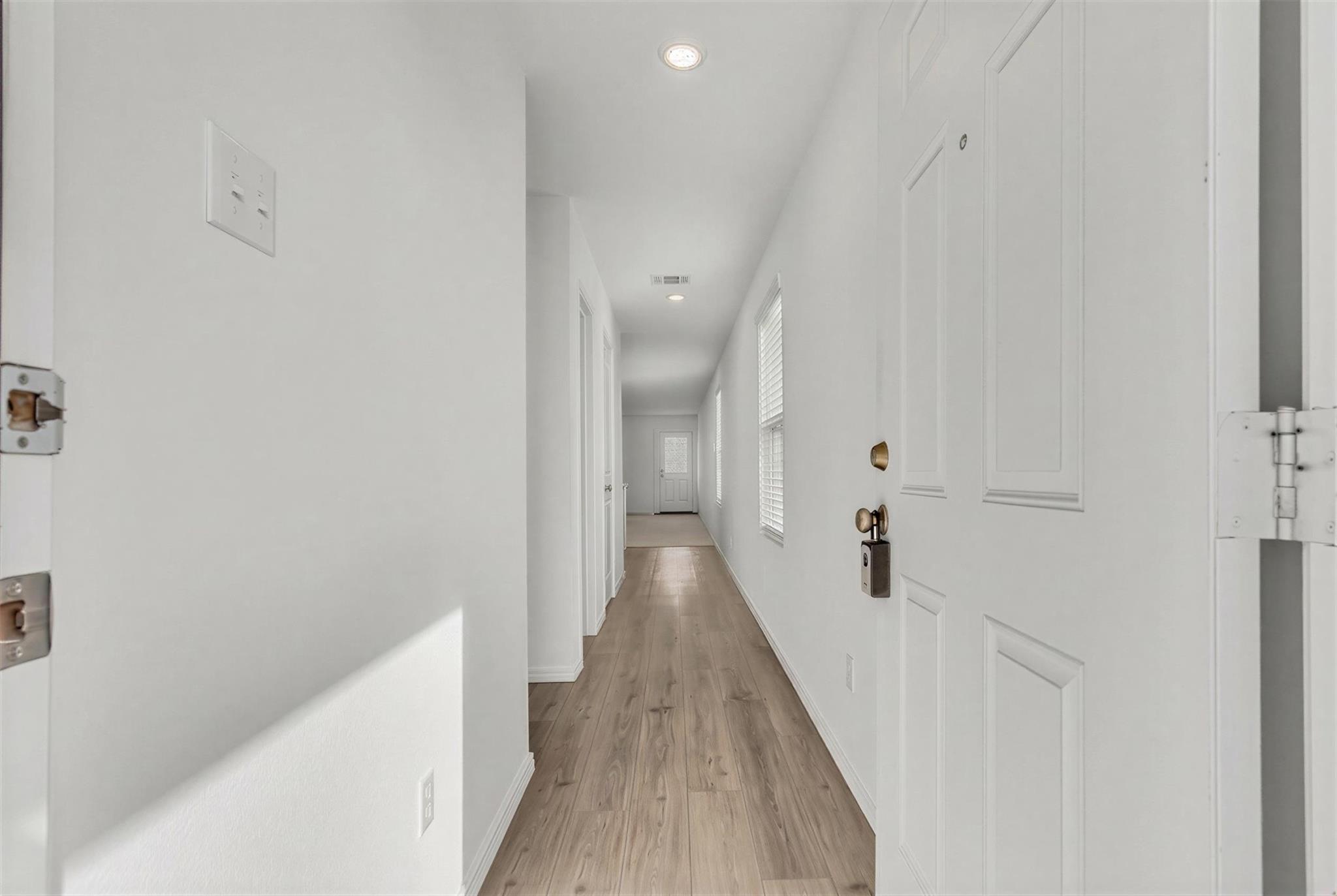 231 Gabbro Gdns Property Photo 5