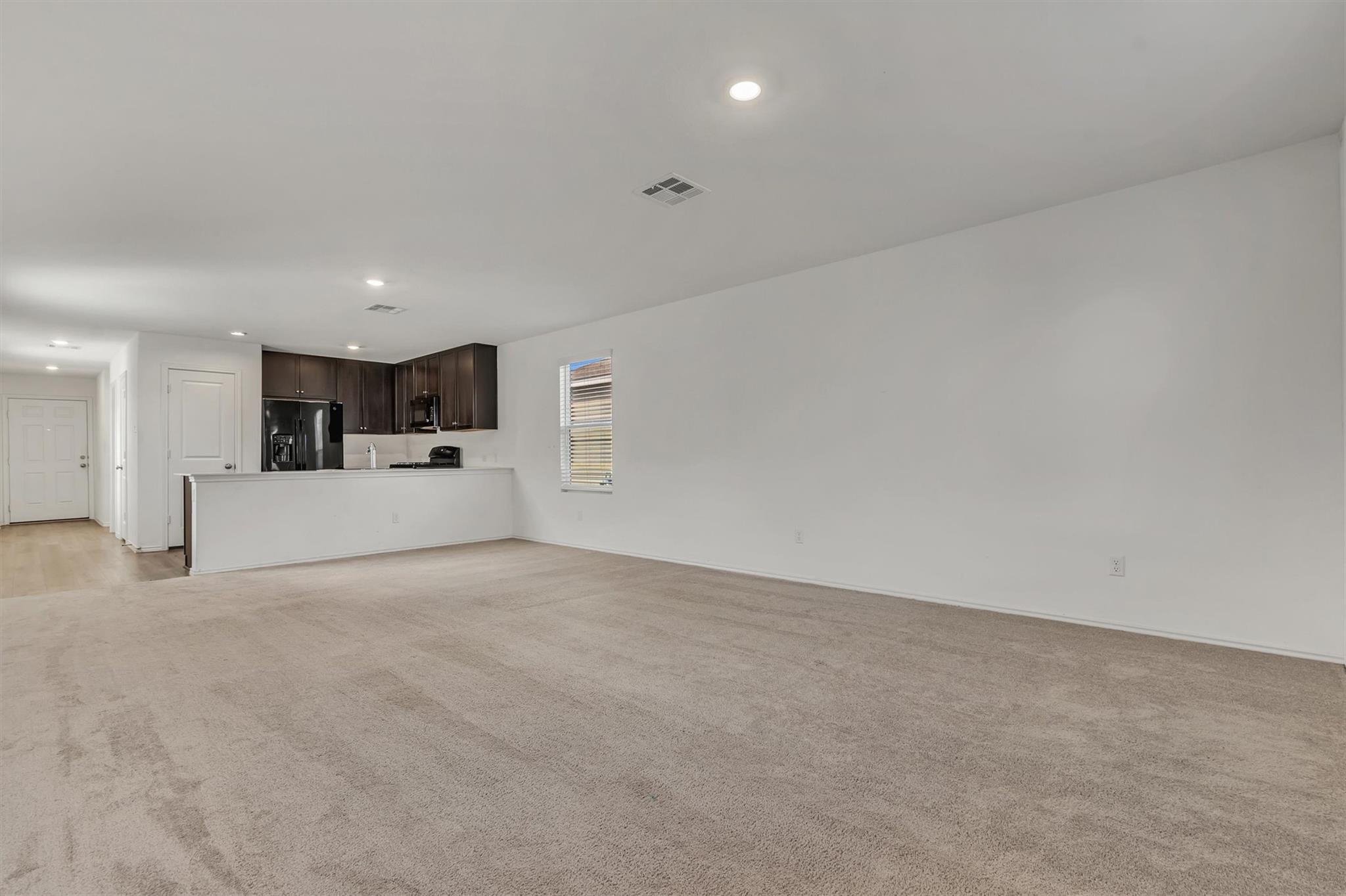 231 Gabbro Gdns Property Photo 11