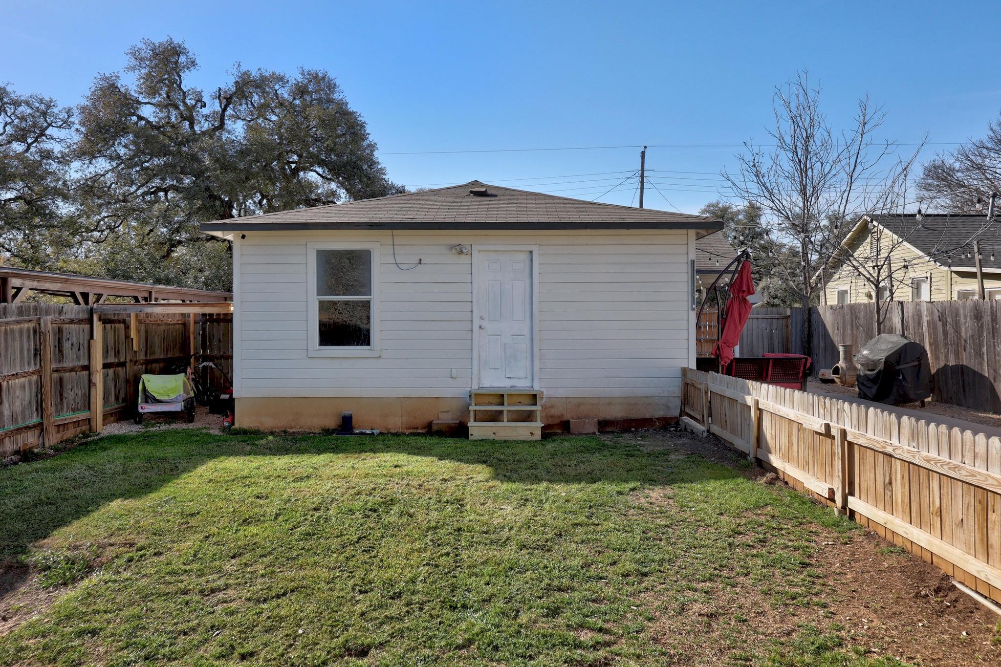 1006 E Liberty Ave Property Photo 21
