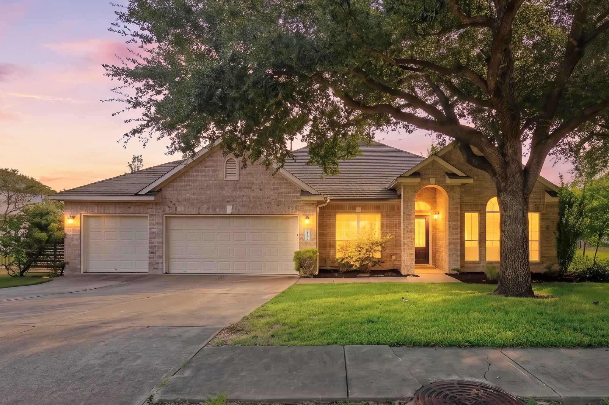2813 Winding Shore Ln Property Photo 1