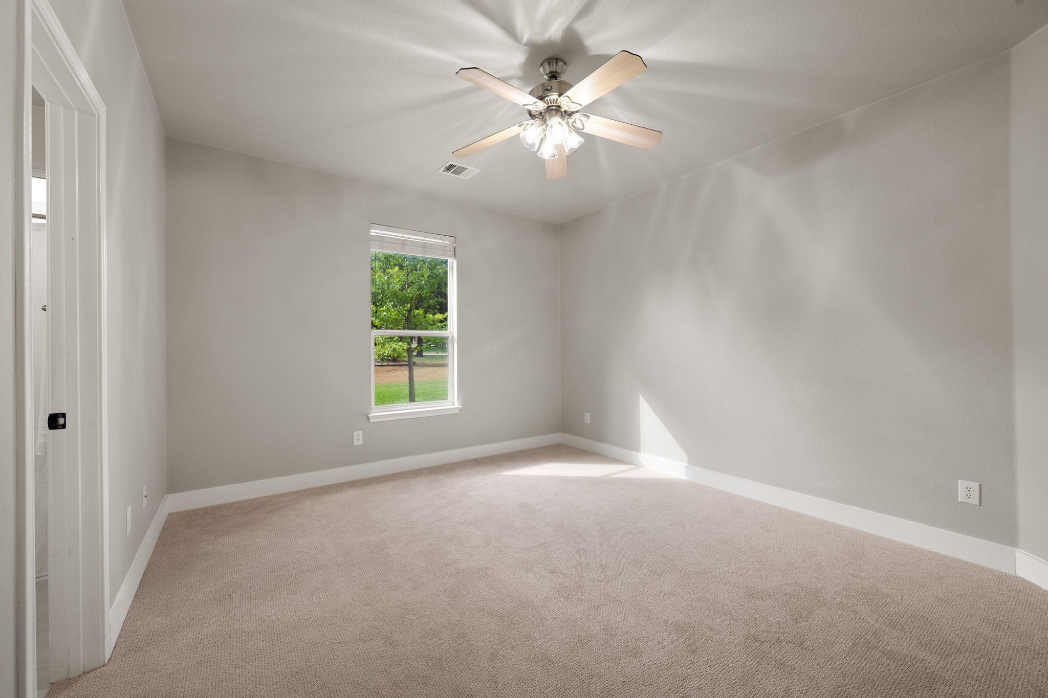 2813 Winding Shore Ln Property Photo 18