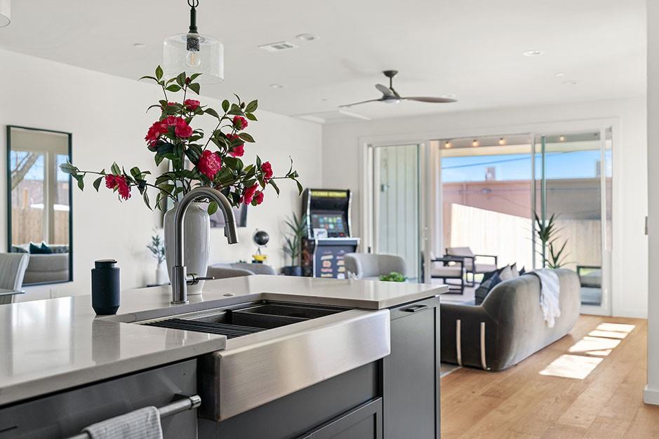 8003 Gault St #b Property Photo 25