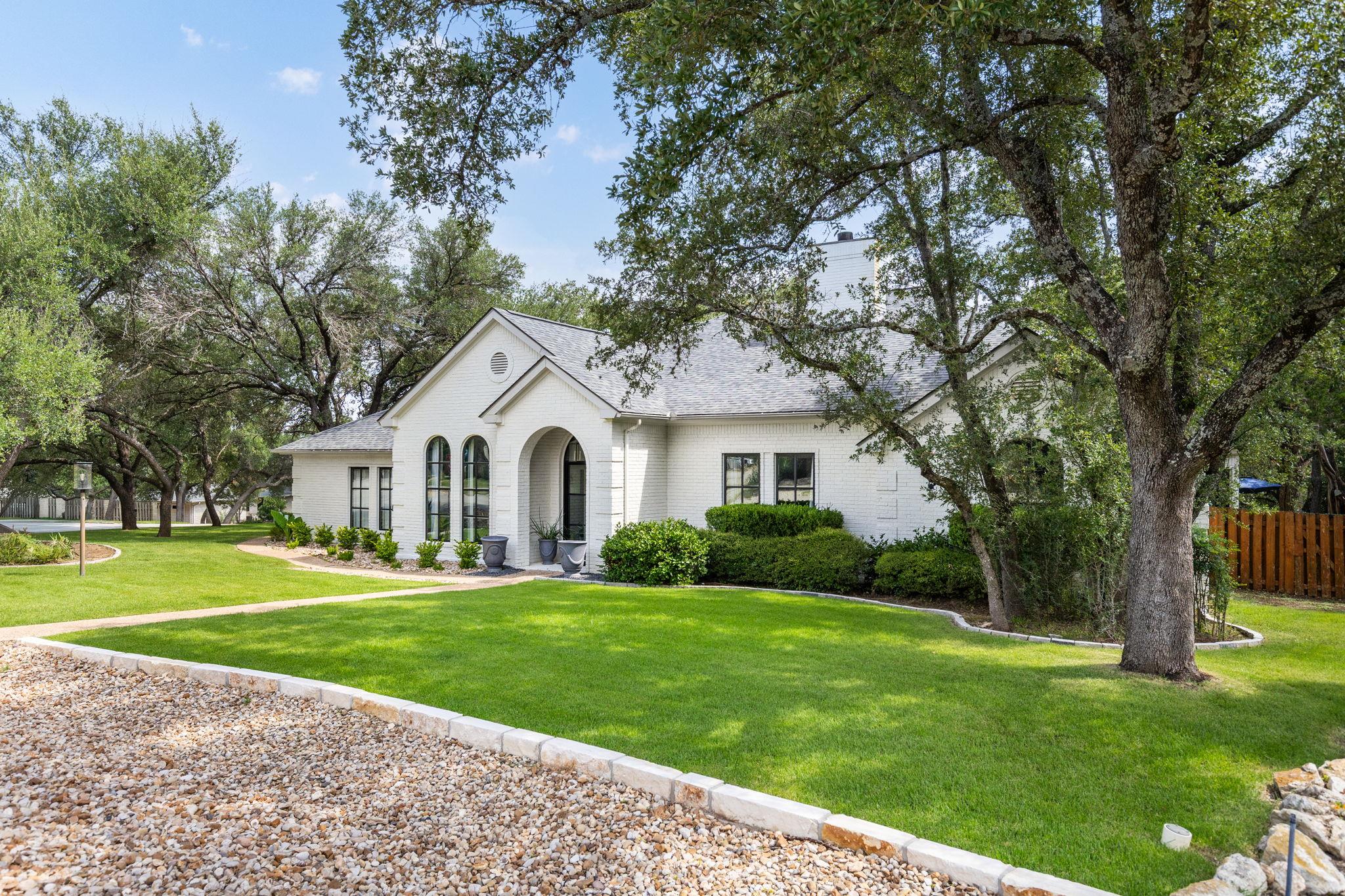 301 Copperleaf Rd Property Photo 4