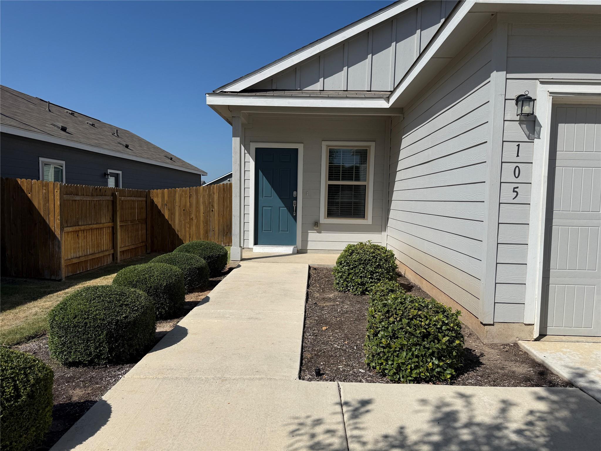 105 Crier Cv Property Photo 2