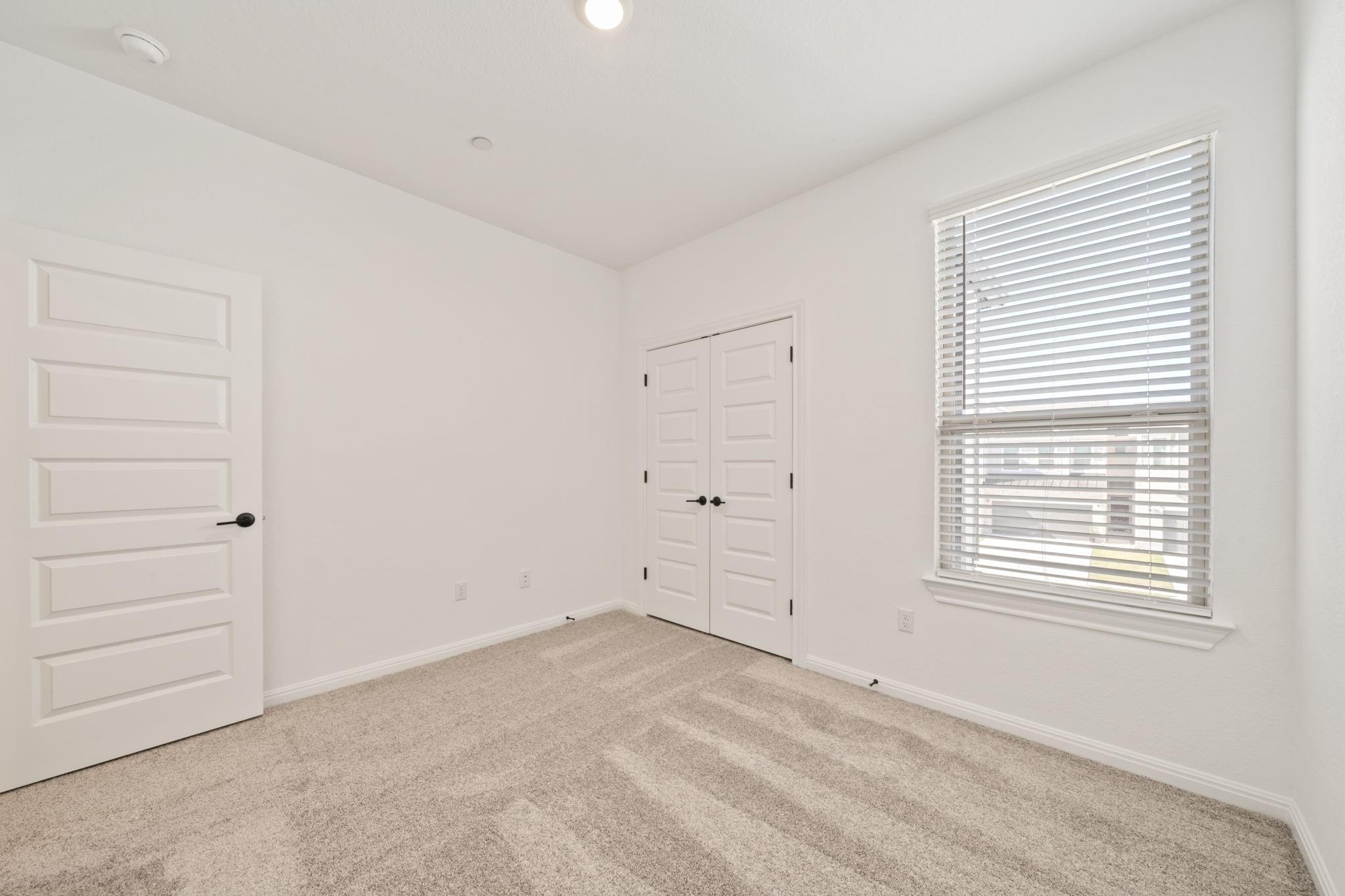 2725 Woodall Dr 1402 Property Photo 9
