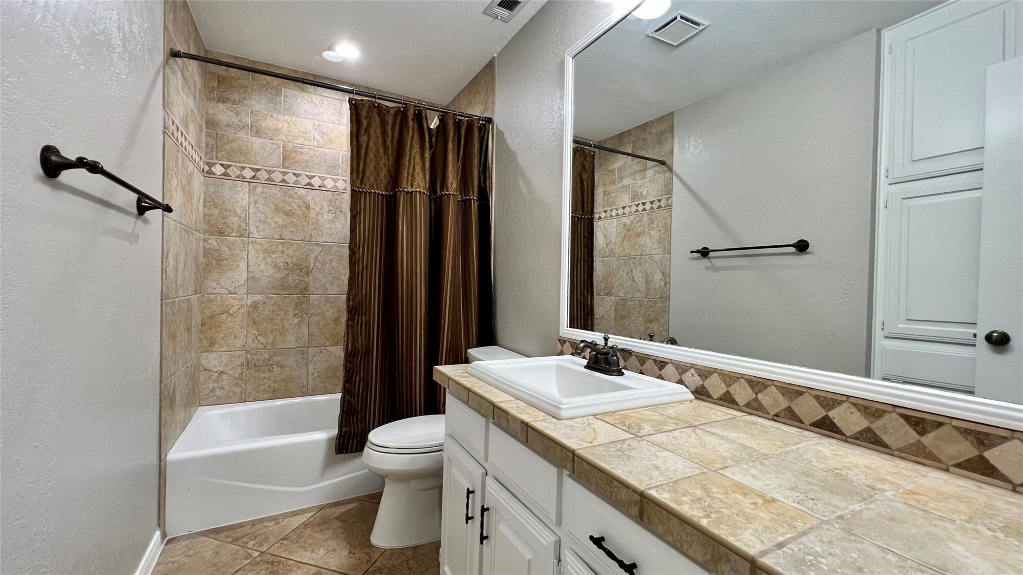 5837 Secrest Dr Property Photo 15