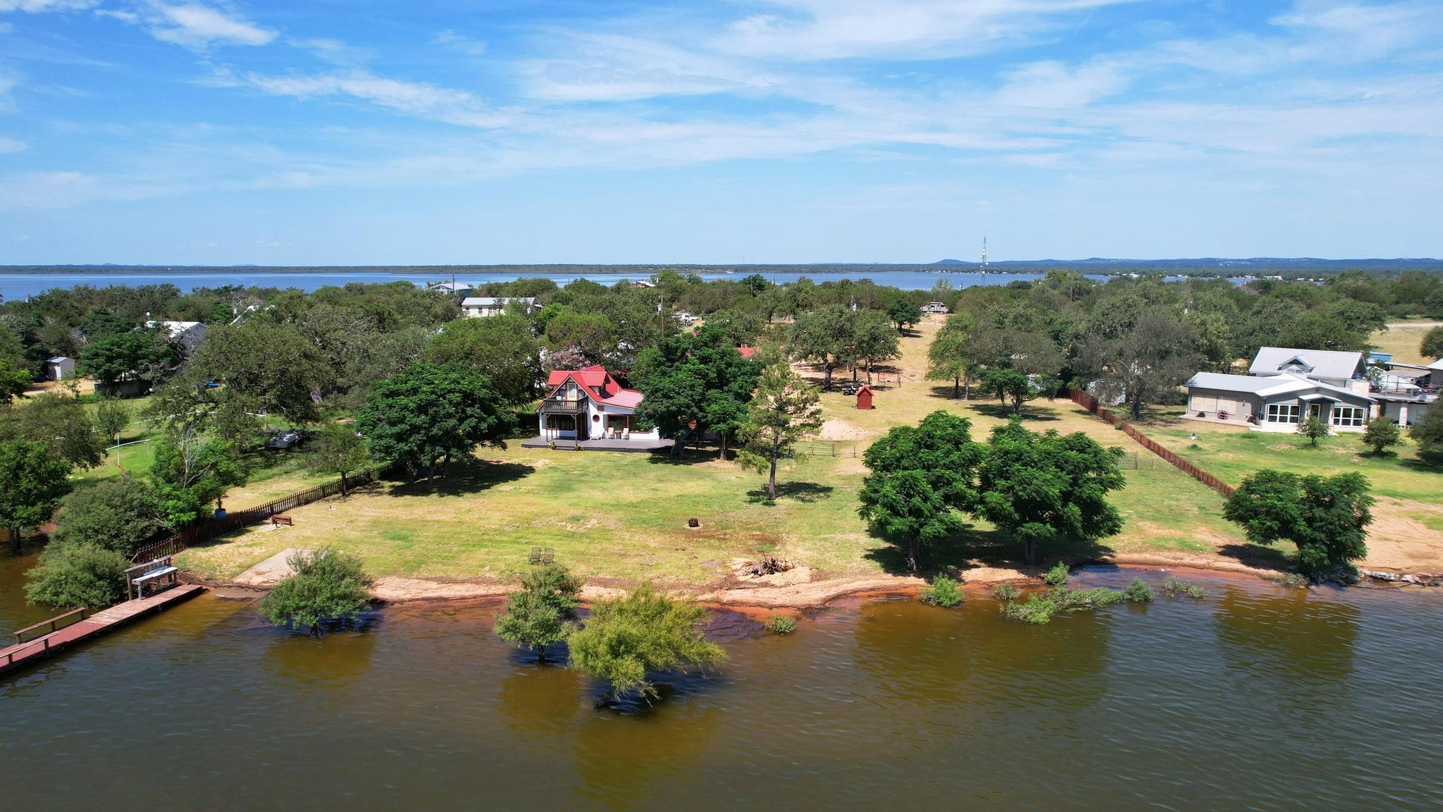 734 Island Dr Property Photo 33