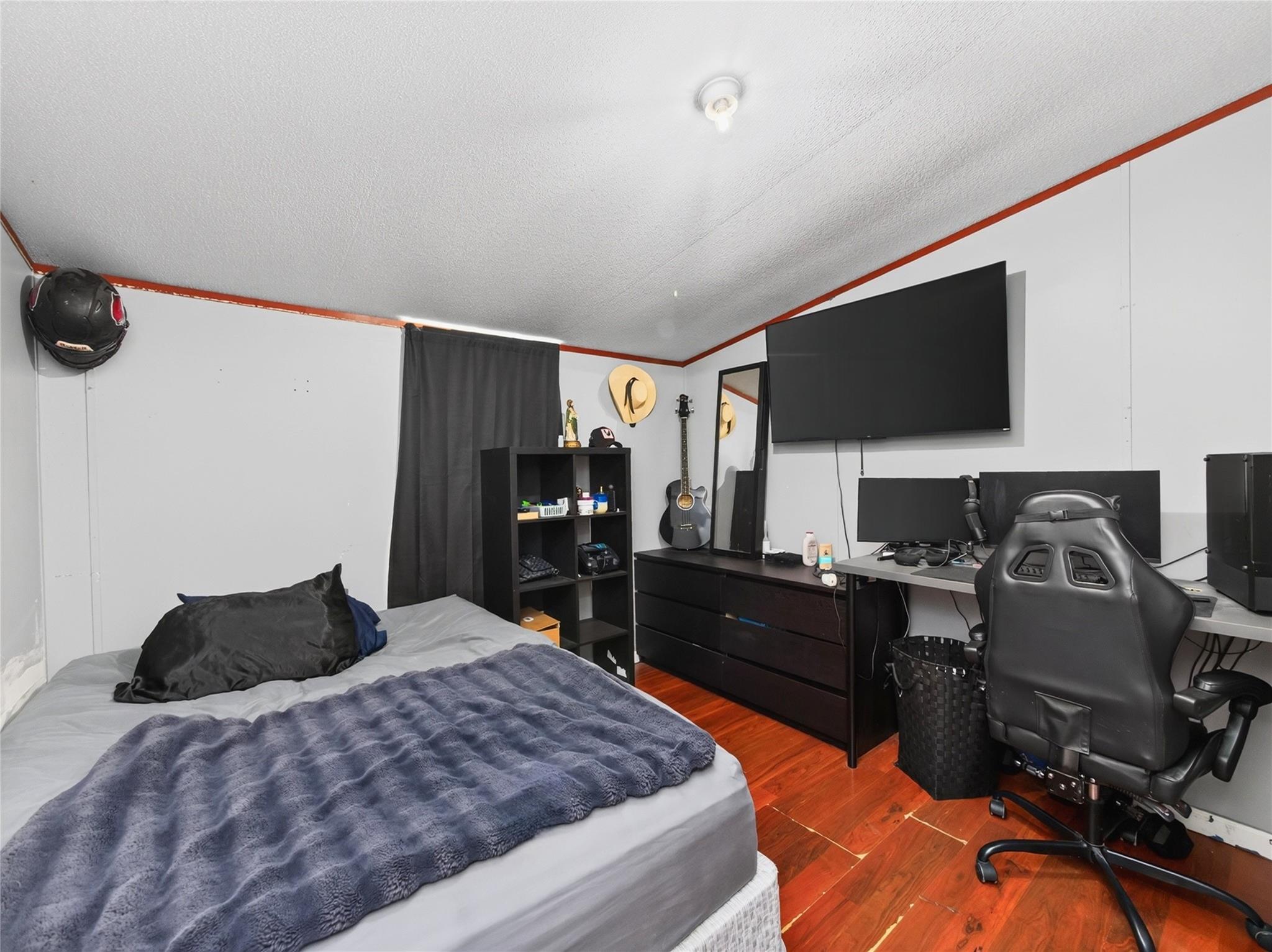 21705 Highclimb Ct Property Photo 20