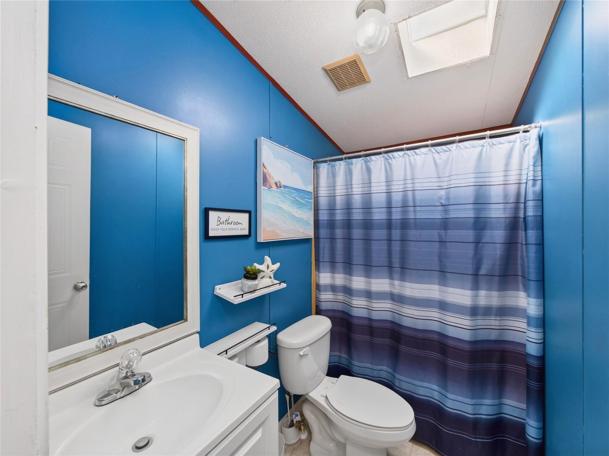 21705 Highclimb Ct Property Photo 22