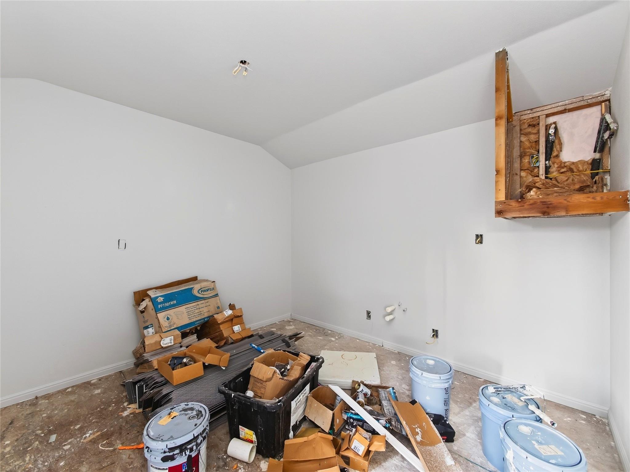 21705 Highclimb Ct Property Photo 31